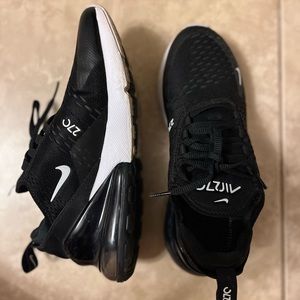 Nike Air Max 270